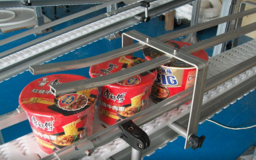 自由滾筒輸送機設備有哪些優(yōu)勢？