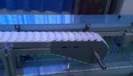 輸送機(jī) 輸送機(jī)